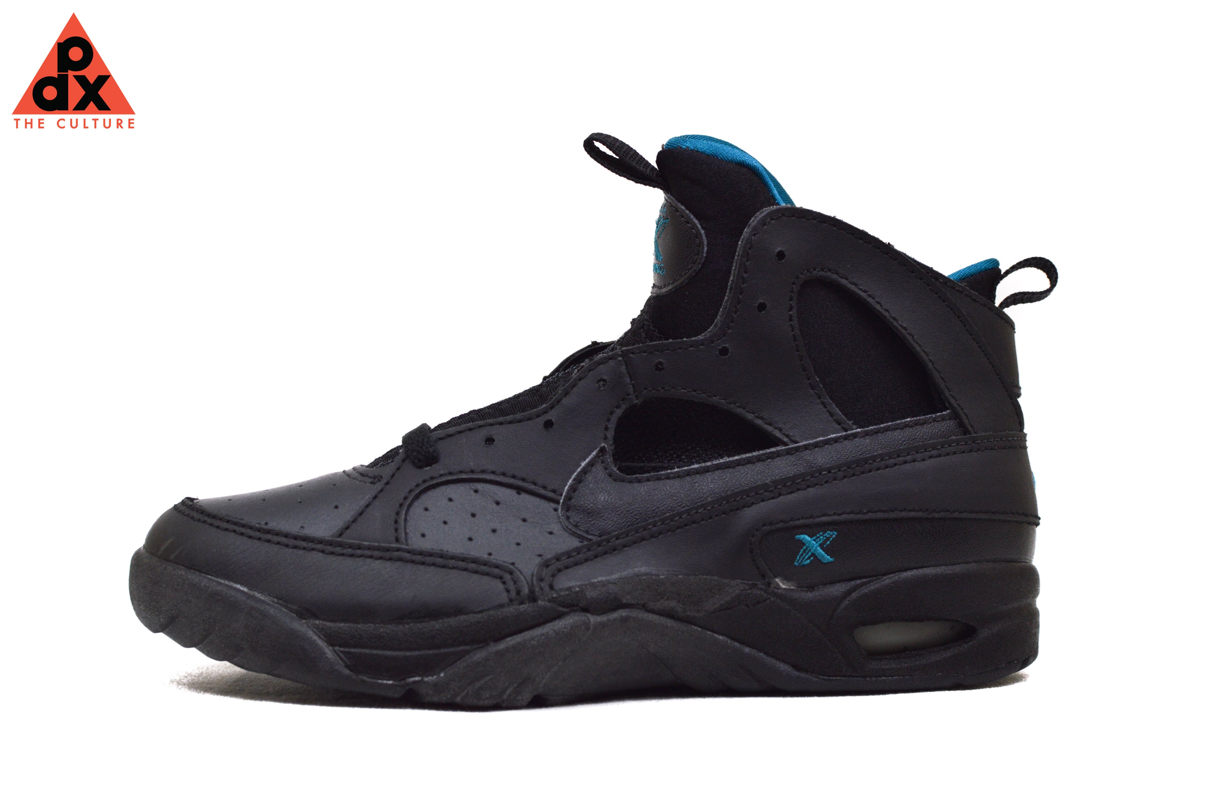 1993 nike cross trainers hocus pocus